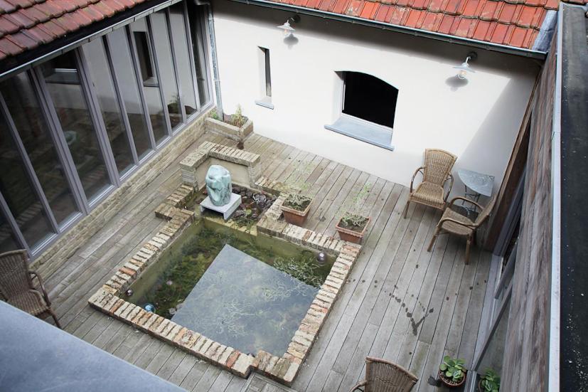 Poeziehotel Surplace - 15 Min Van Pairi Daiza & Industriezone Ghislenghien Bever 外观 照片